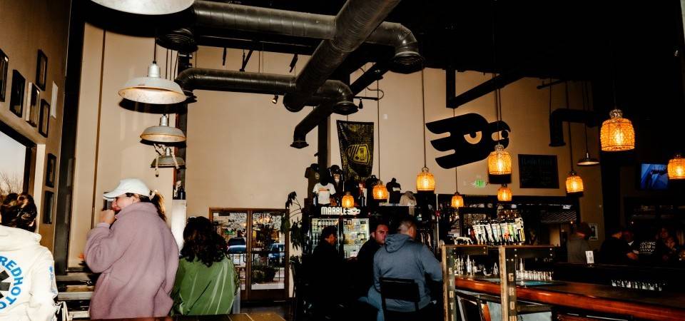 WSTR Crowded Taproom